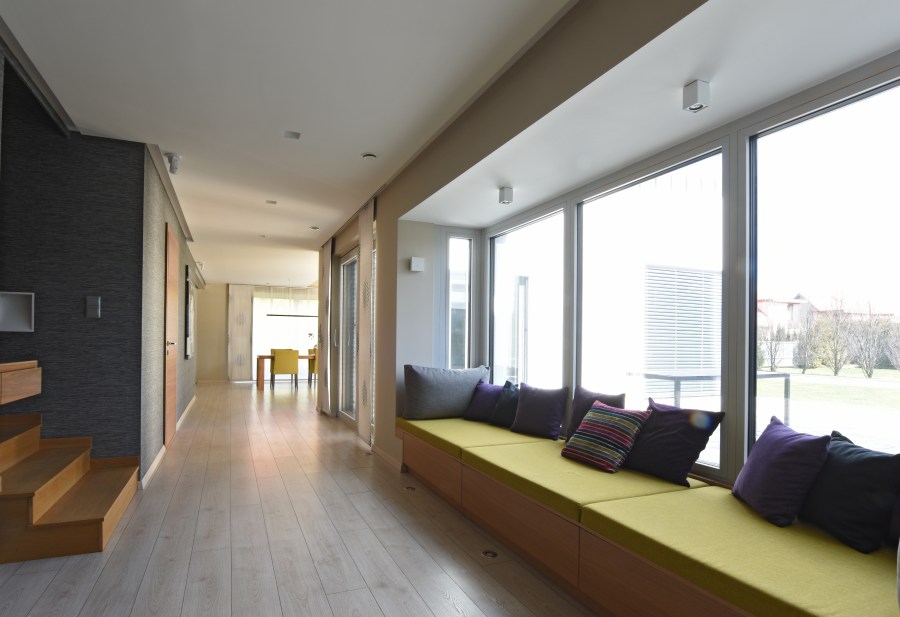 Relaxációs lehetőségel bővített  közlekedő